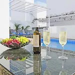 Paradisia Villa Ajía Nápa