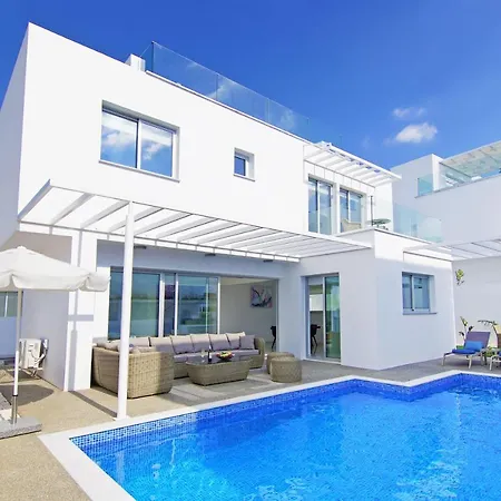 Paradisia * Ayia Napa